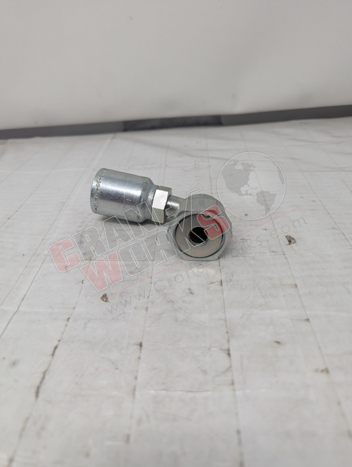 Picture of Kp80031, a  New 3/4 Tube X 5/8 Hose, 90Dg.Seal-Lok Elbo, angle 2.