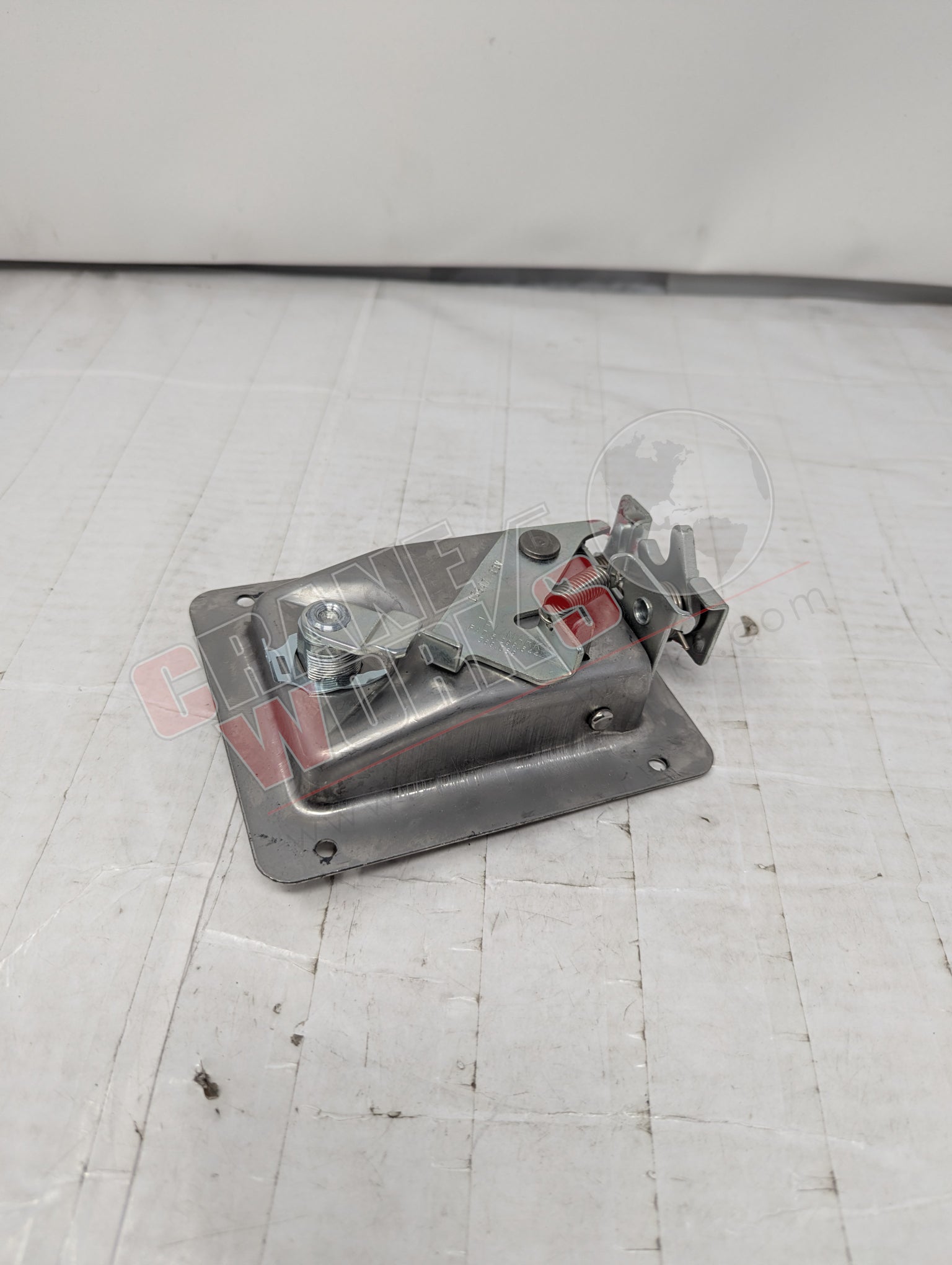 Picture of C5979, a  New Latch Sgl Pt Slam, angle 3.