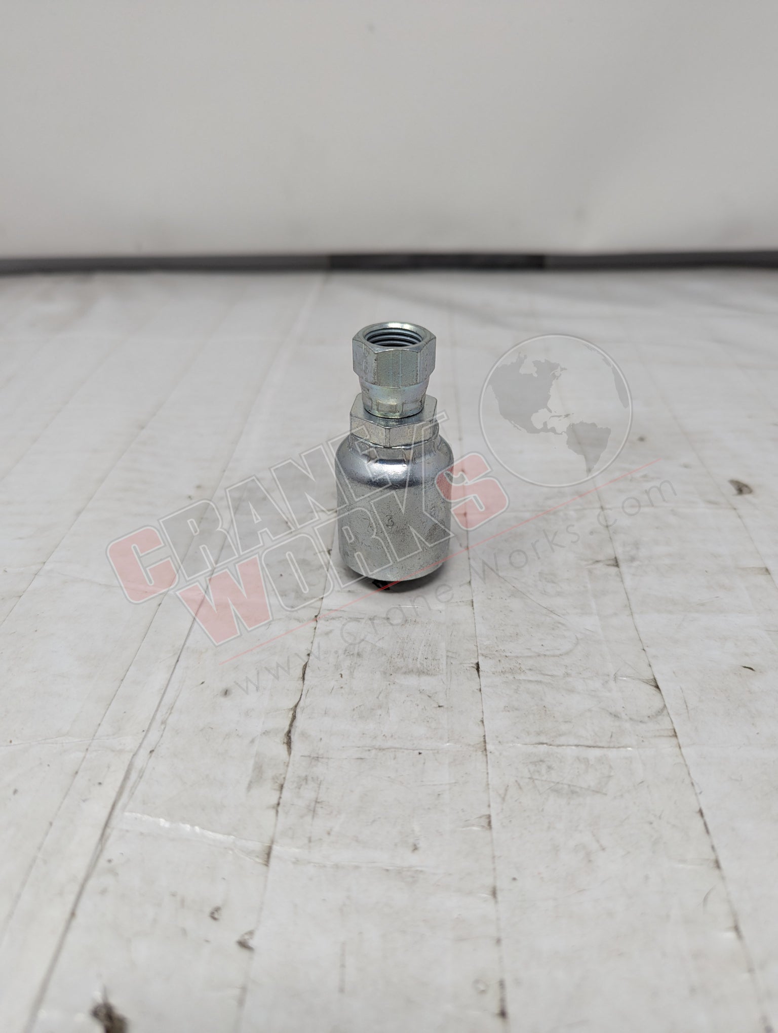 Picture of 10643-6-8, a  New Parkrimp 43  Fm Jic Swvl 3/8" X 1/2", angle 3.