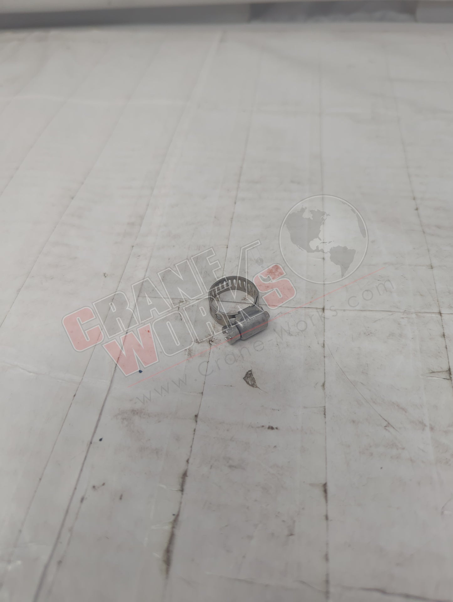 Picture of 64002, a  New #2 Ss Hose Clamp, angle 2.