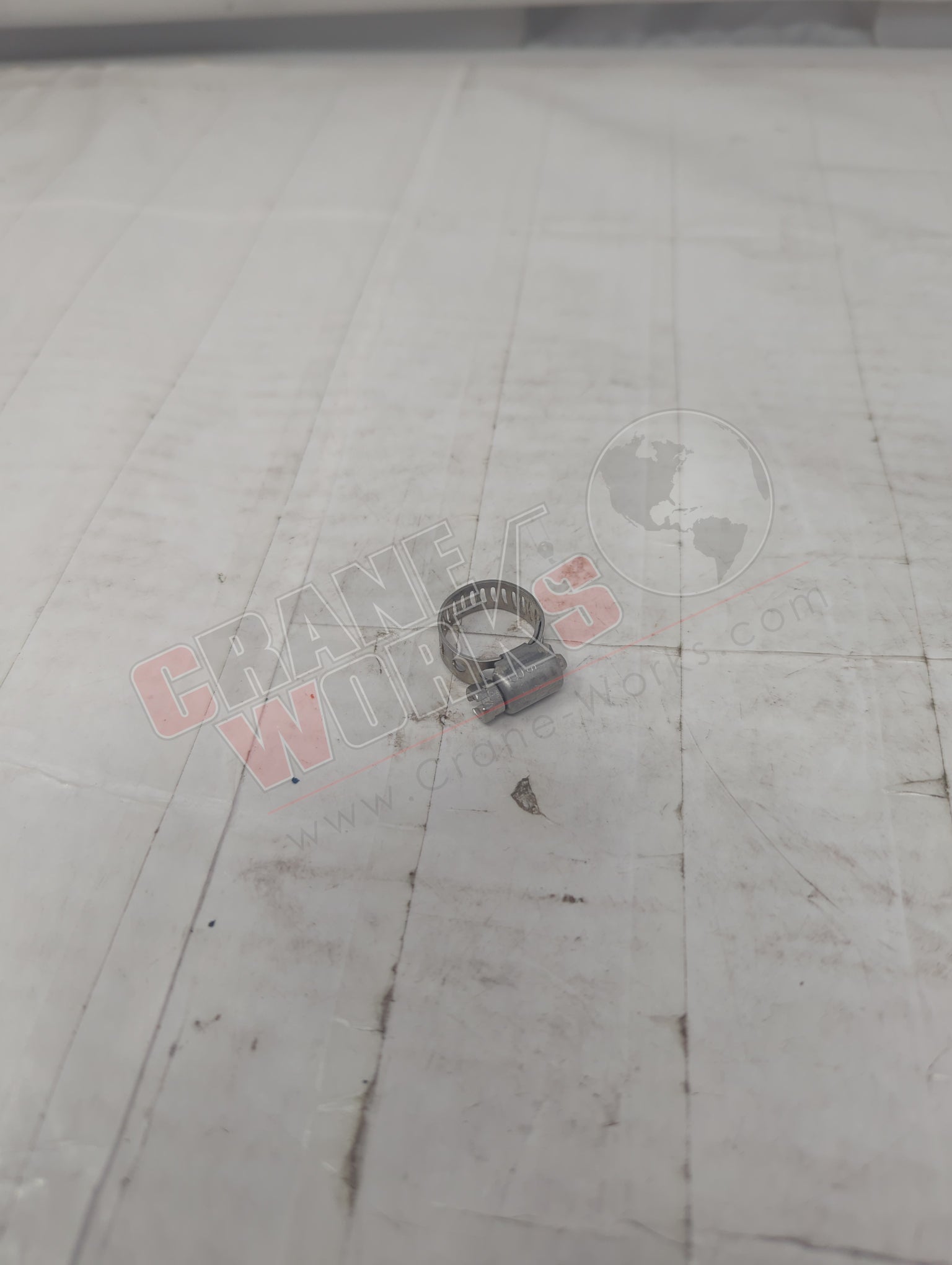 Picture of 64002, a  New #2 Ss Hose Clamp, angle 2.
