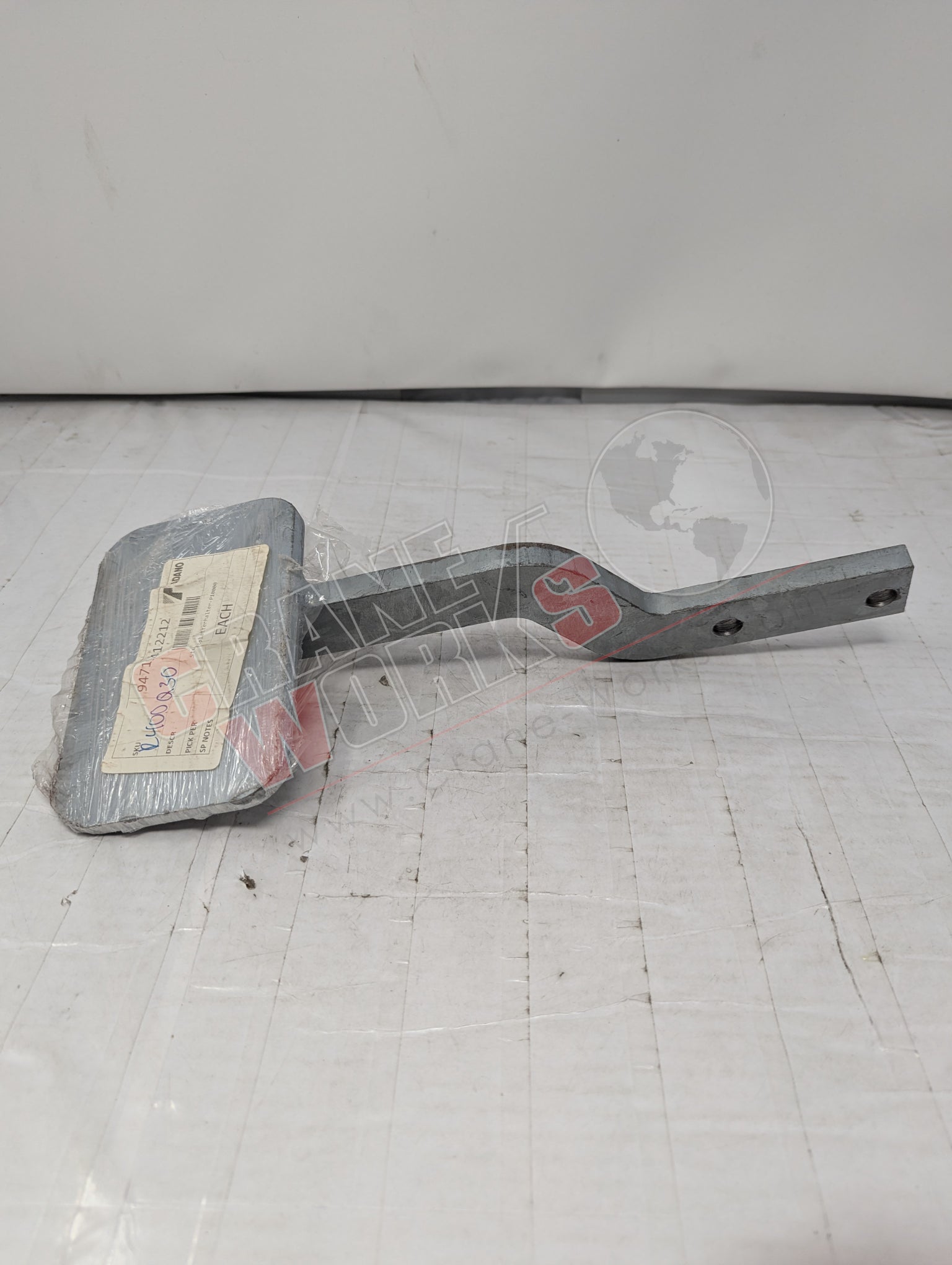 Picture of 94719412212, a  New Retainer, angle 2.
