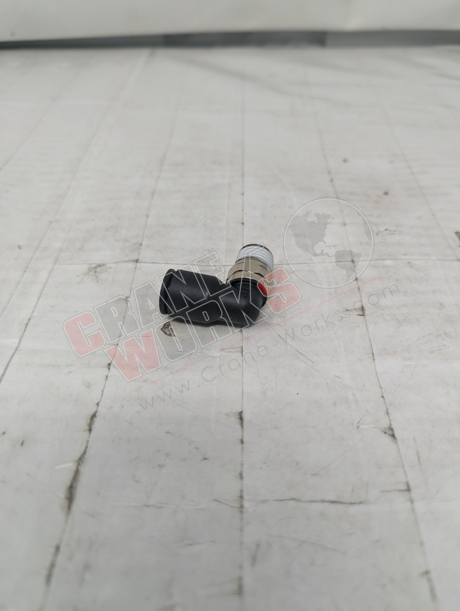 Picture of 48619126, a  New Fitting, Push-To-Connect,Elbow,3/8" Tube,1/4"Mnpt, angle 2.