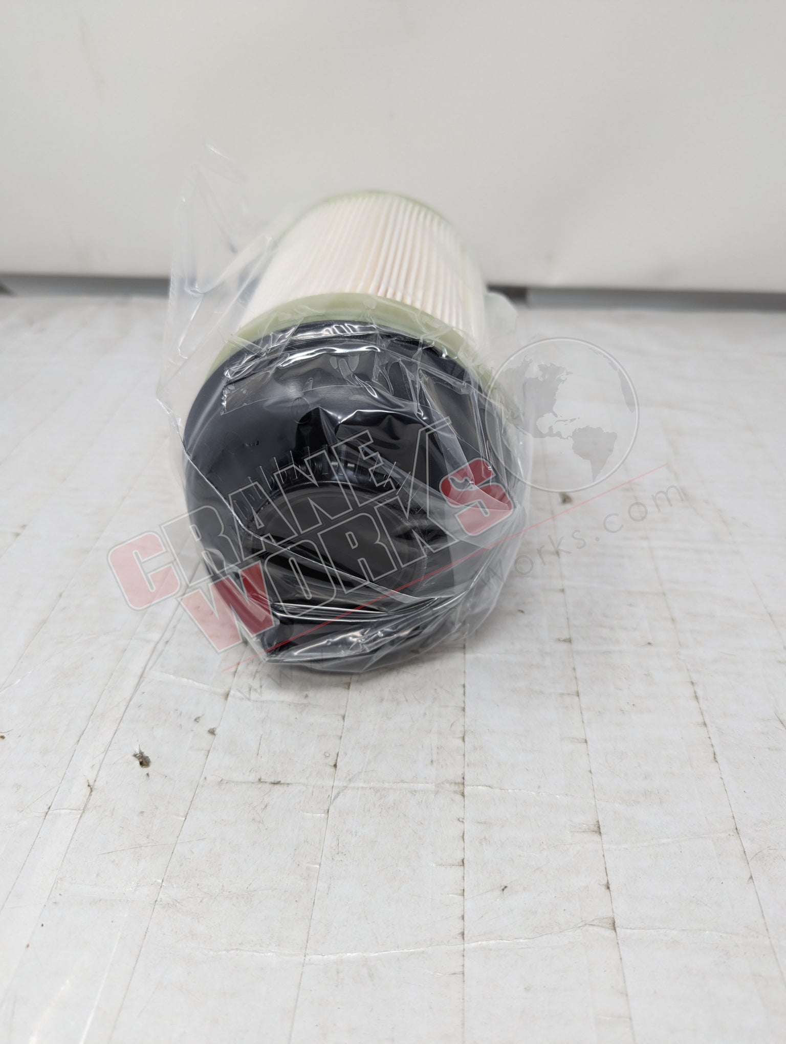 Picture of 94747518112, a  New Fuel Filter, angle 2.