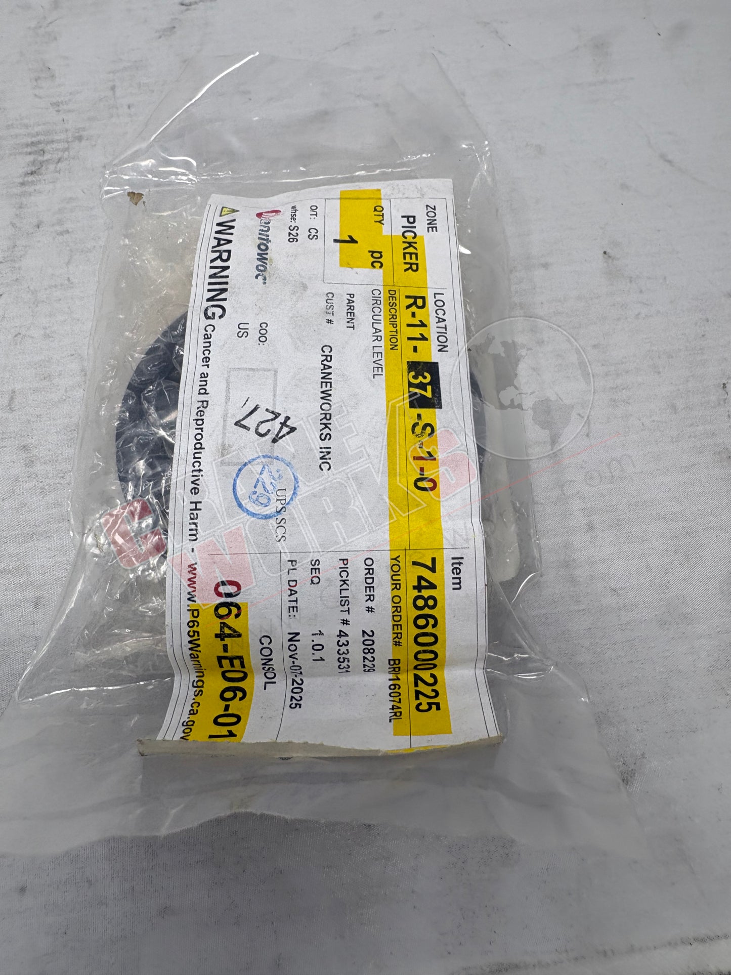 Picture of 7486000225, a  New Cab Circular Level, angle 2.