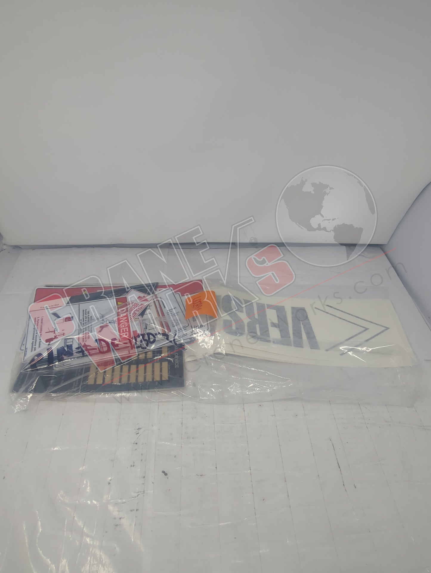 DE-1230-76 | New Decal Kit Sst37/40Eih