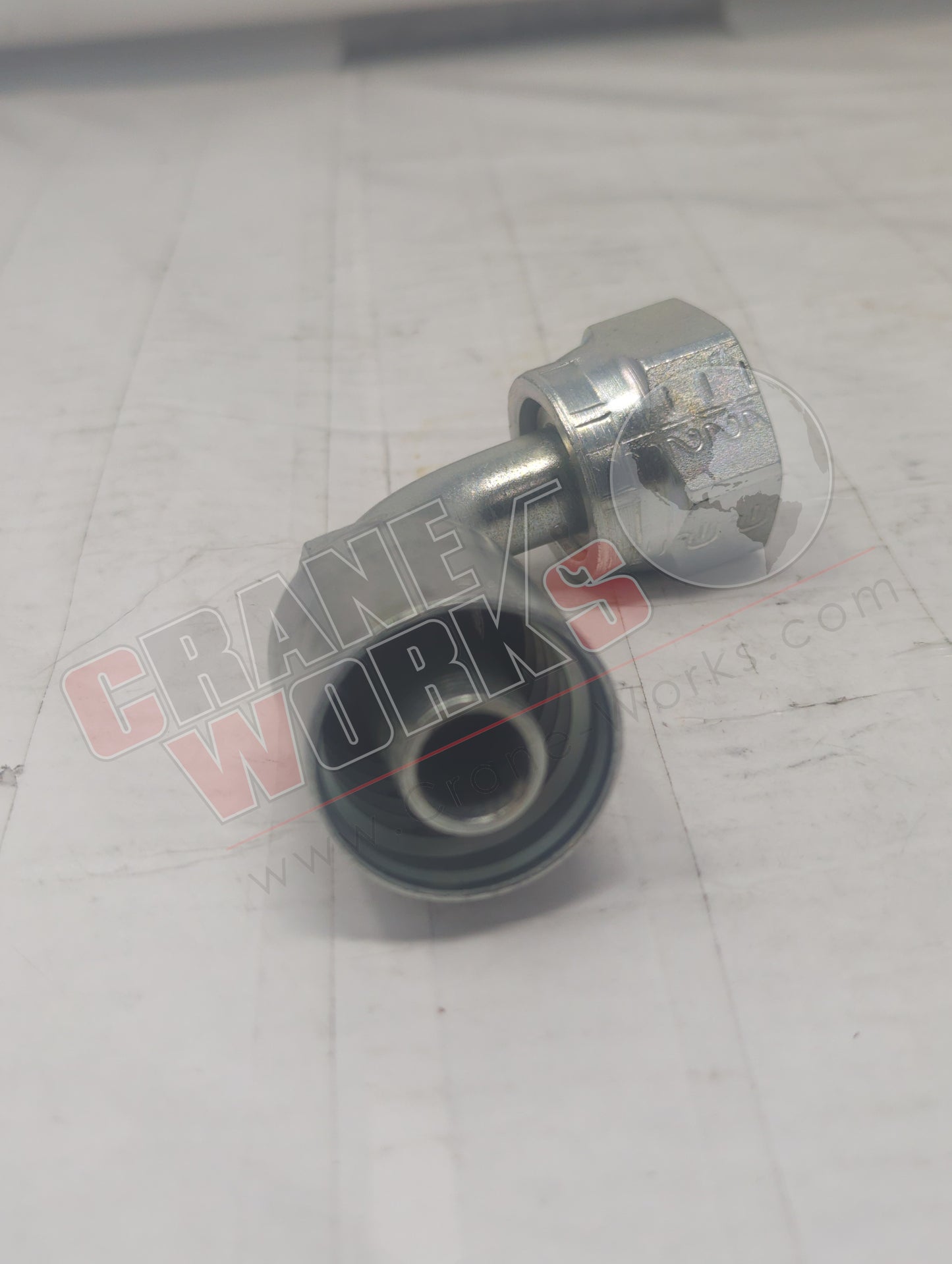 1J943-12-10 | New -10X-12 Orfs Swv 90El Short