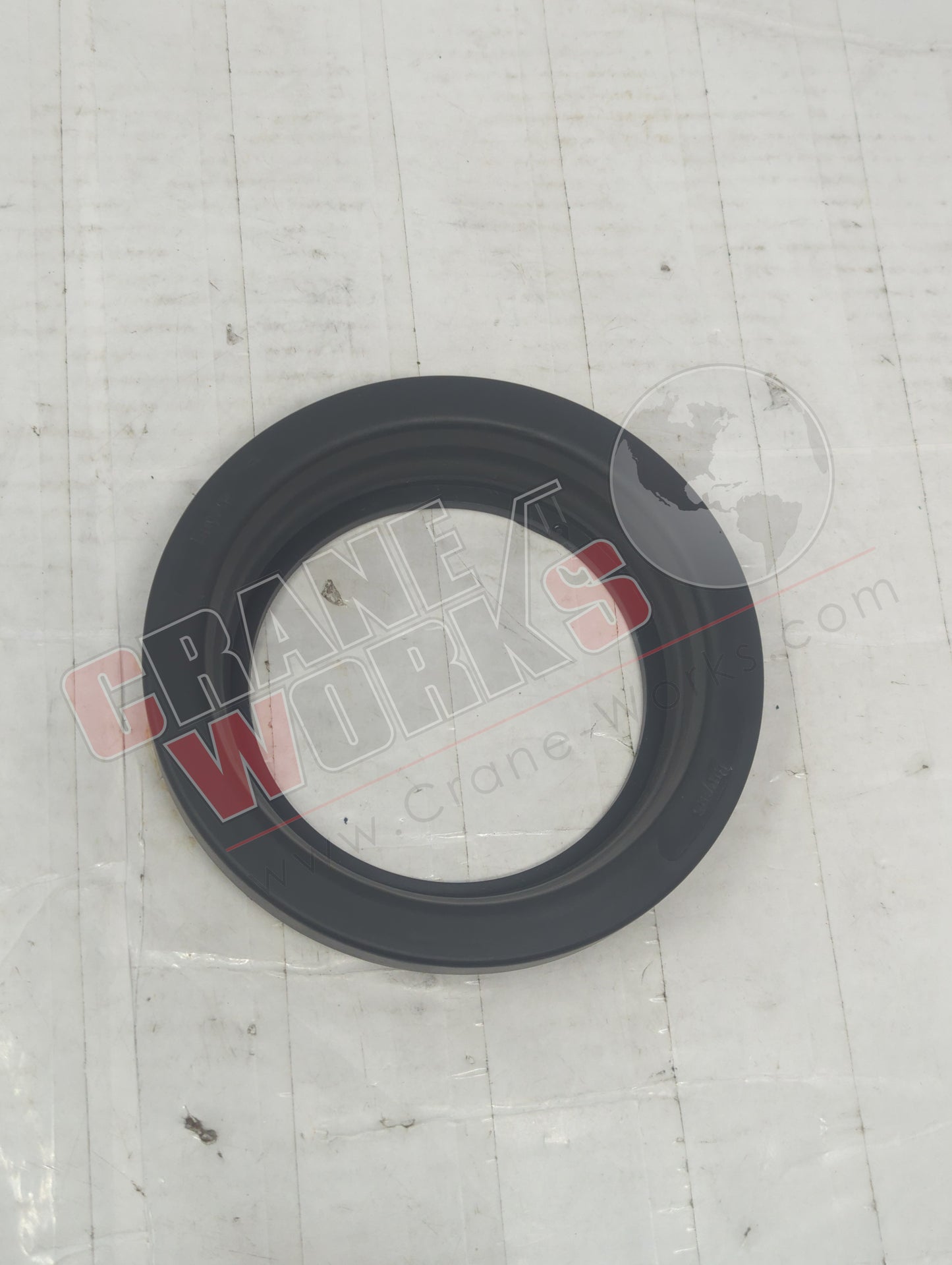 5624050 | New 4" Round Flush-Mount Open Back Grommet