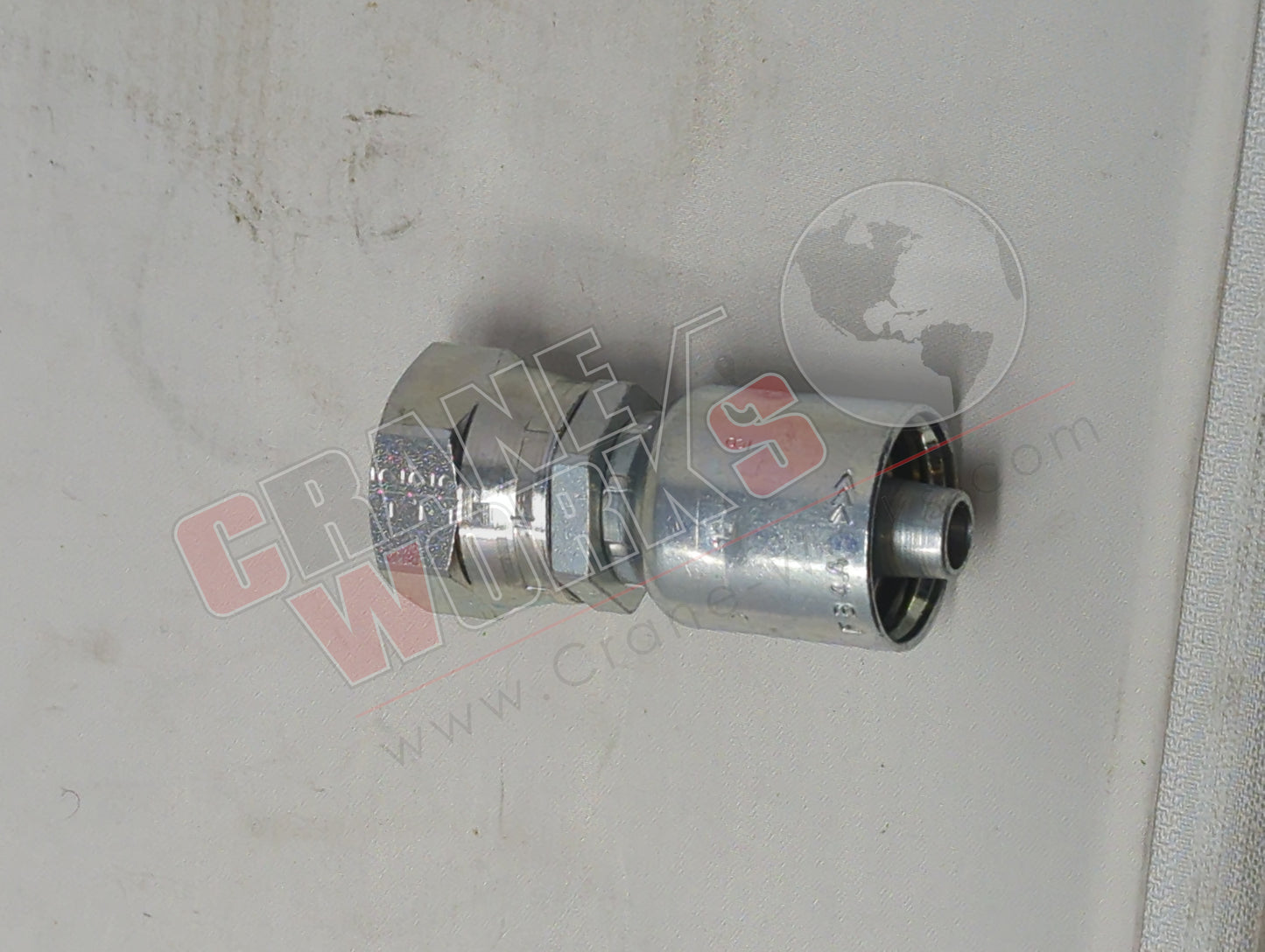 KP81309 | New Parkrimp: Female Swivel 3/4 X 1/2 (10643-12-8)