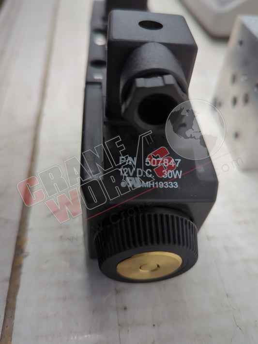 DG4V38CVMUH761 | New Vickers Pilot Valve (Subplate & Valve)