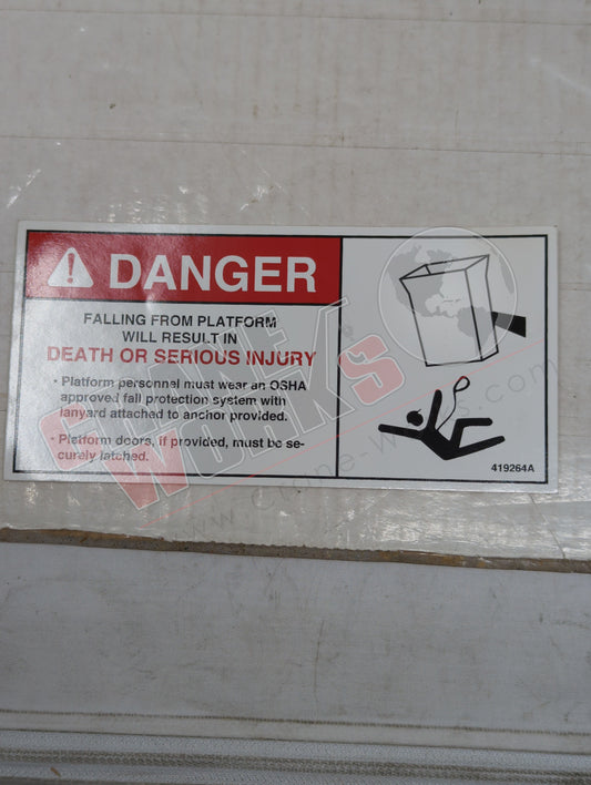419264TU | New Decal Falling From Platform