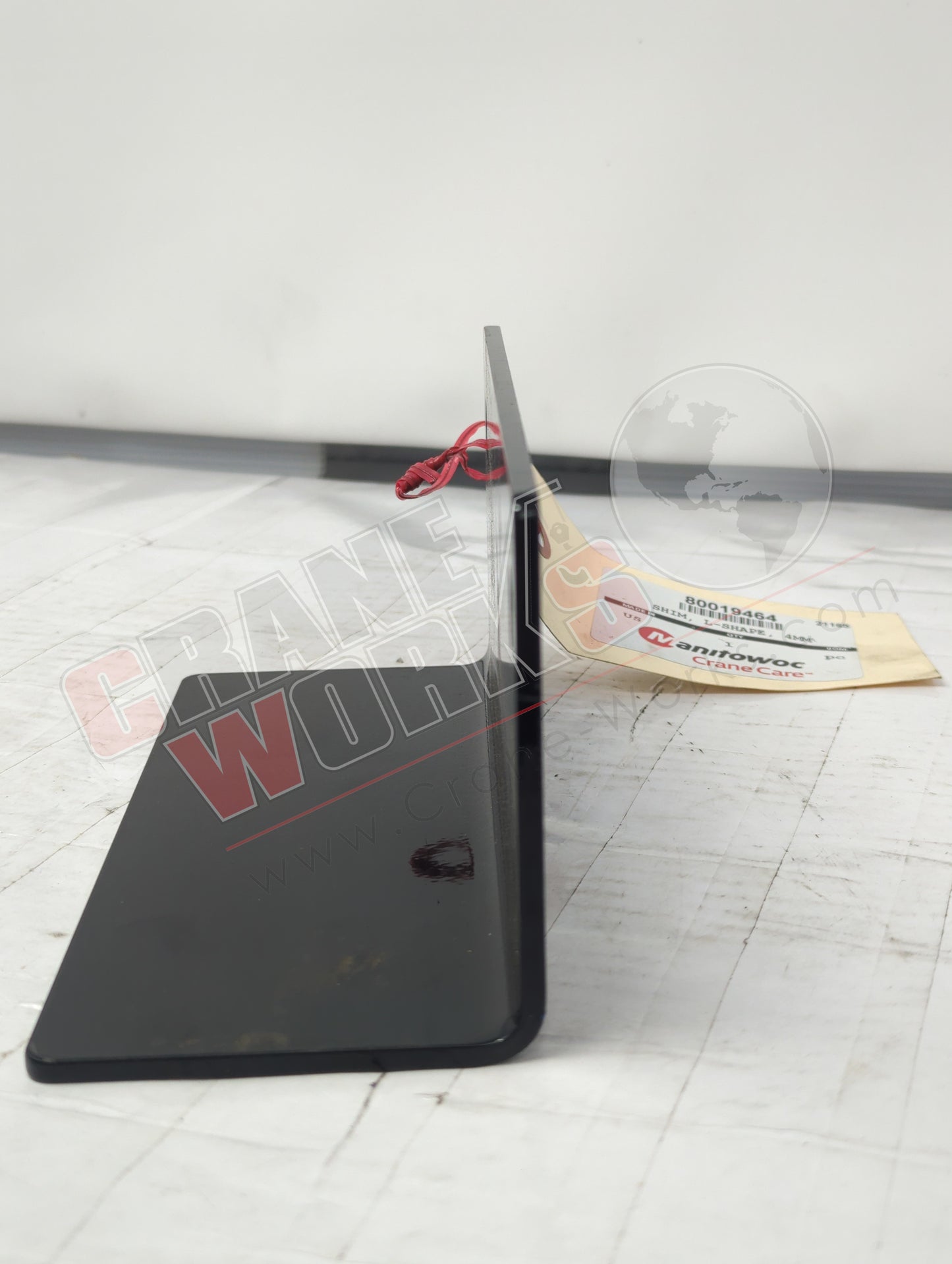 80019464 | New Shim, L-Shape, 4Mm