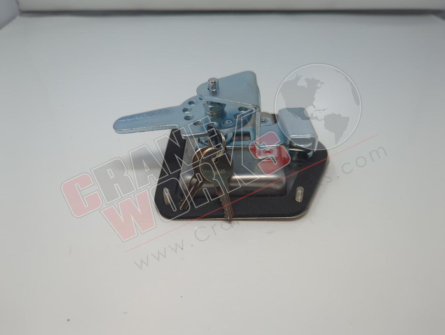 L8855 | New T-Handle Latch