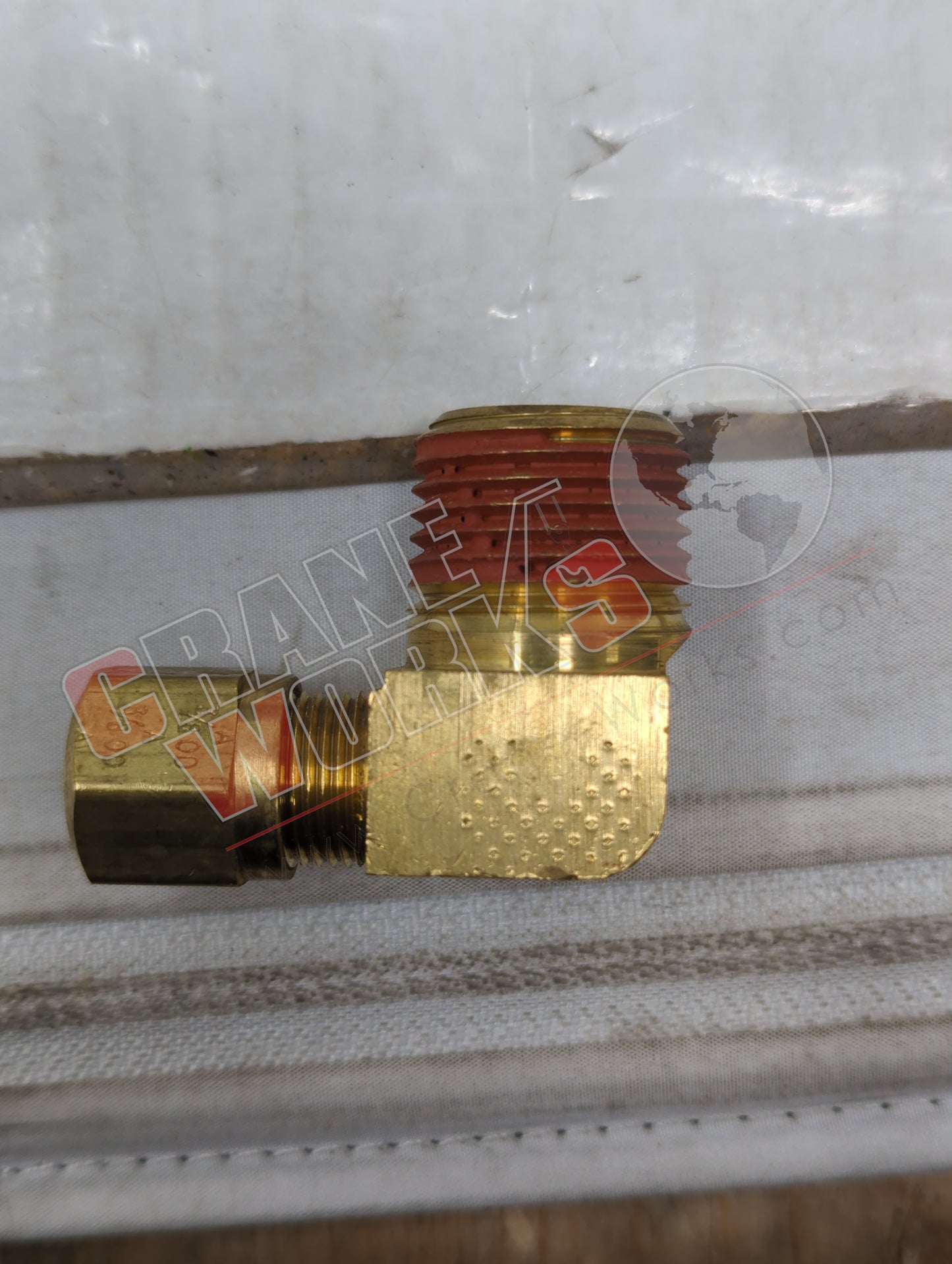 269NTA-06-08 | New 3/8 Tube X 1/2 Mpt 90