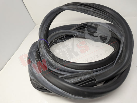 3508972C6 | New Front Door Seal