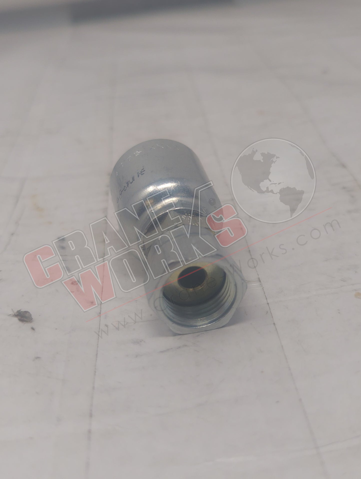 KP80002 | New 3/8"Tube X 3/8"Hose, Fem Seal-Lok Swive