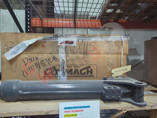 07014792B | New Outrigger Cylinder