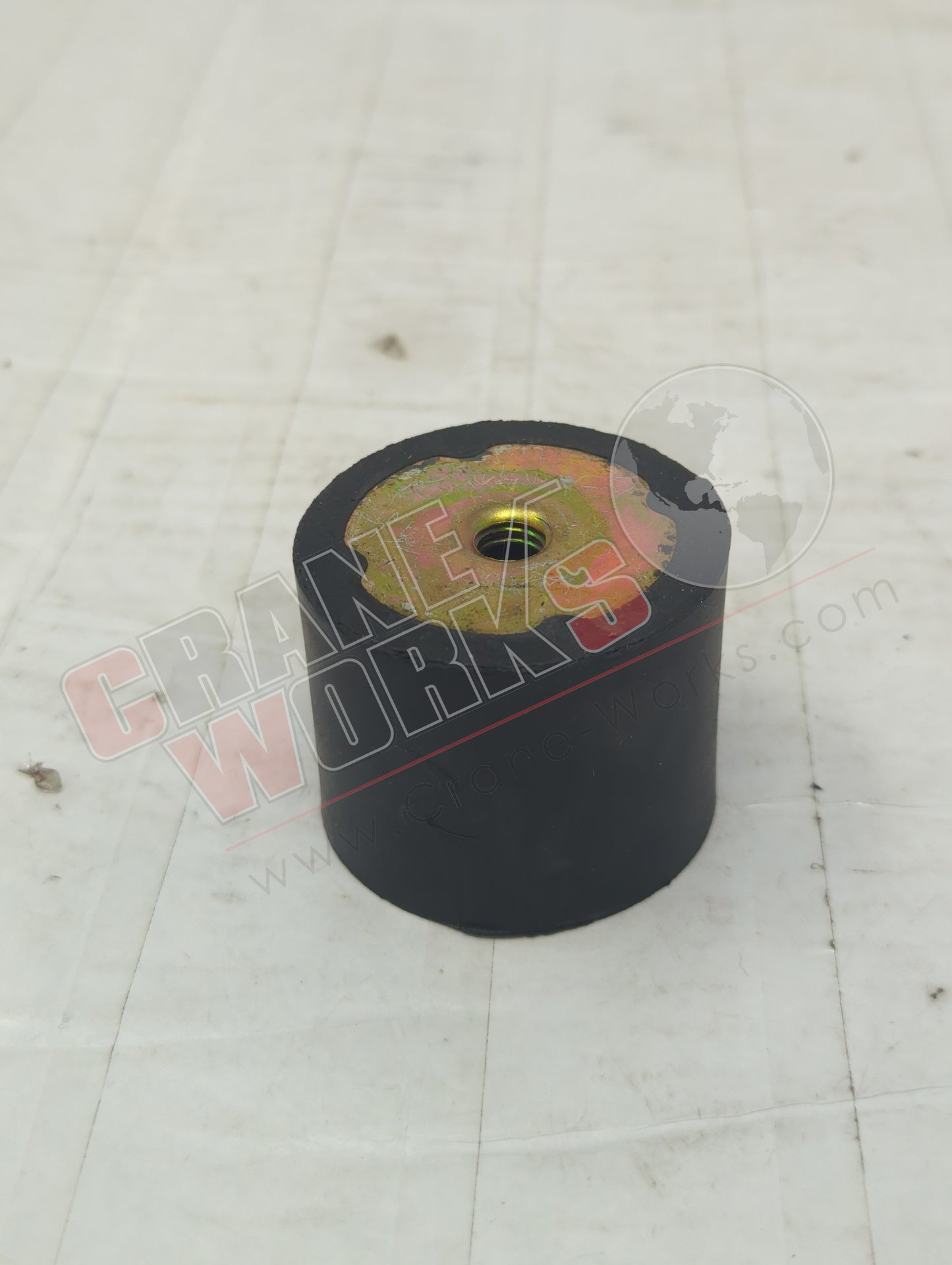 2NPD5 | New 3/8 Female Vib Isolator 165Lb
