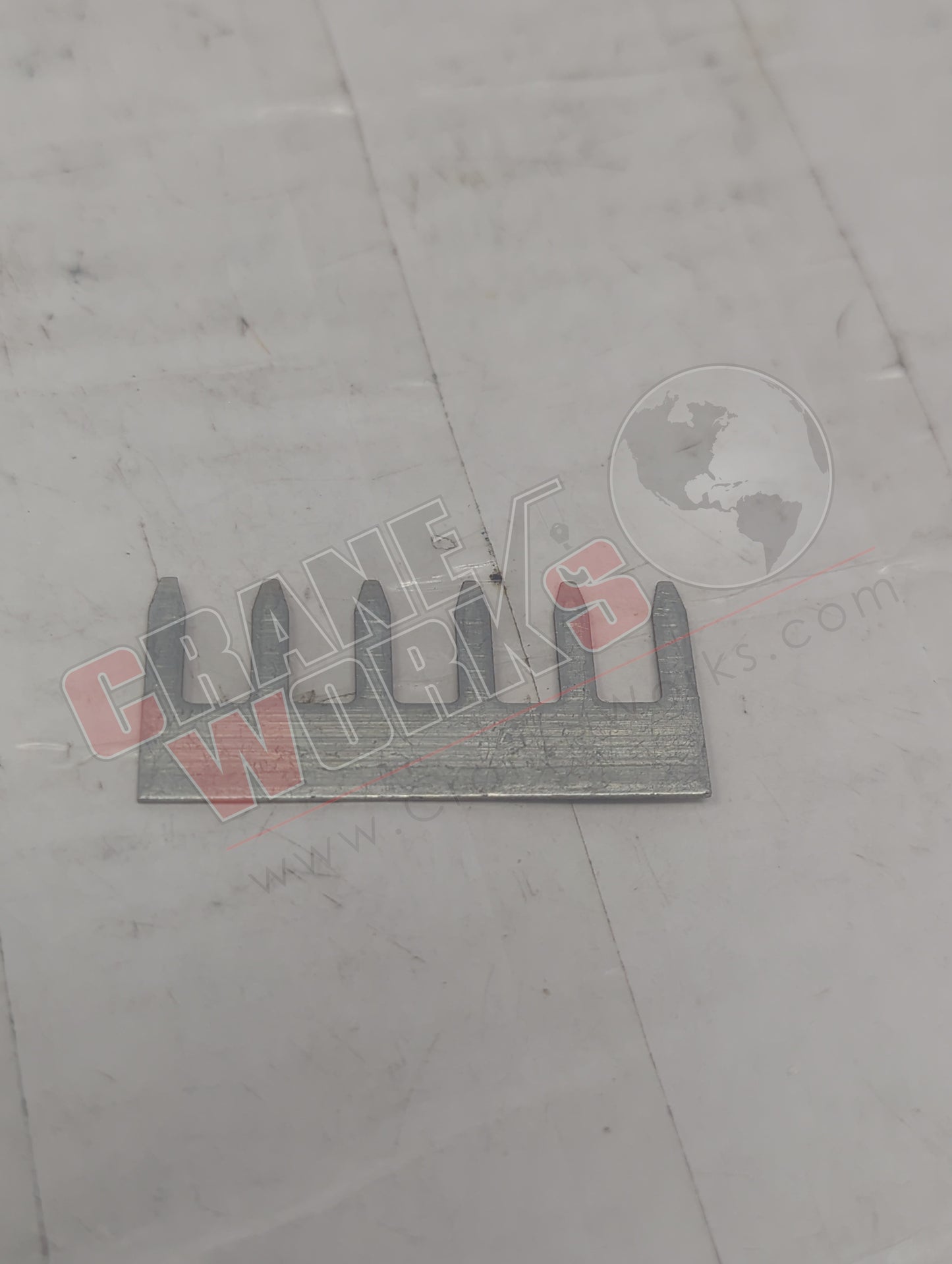 38074 | New 6 Gang Common Bar