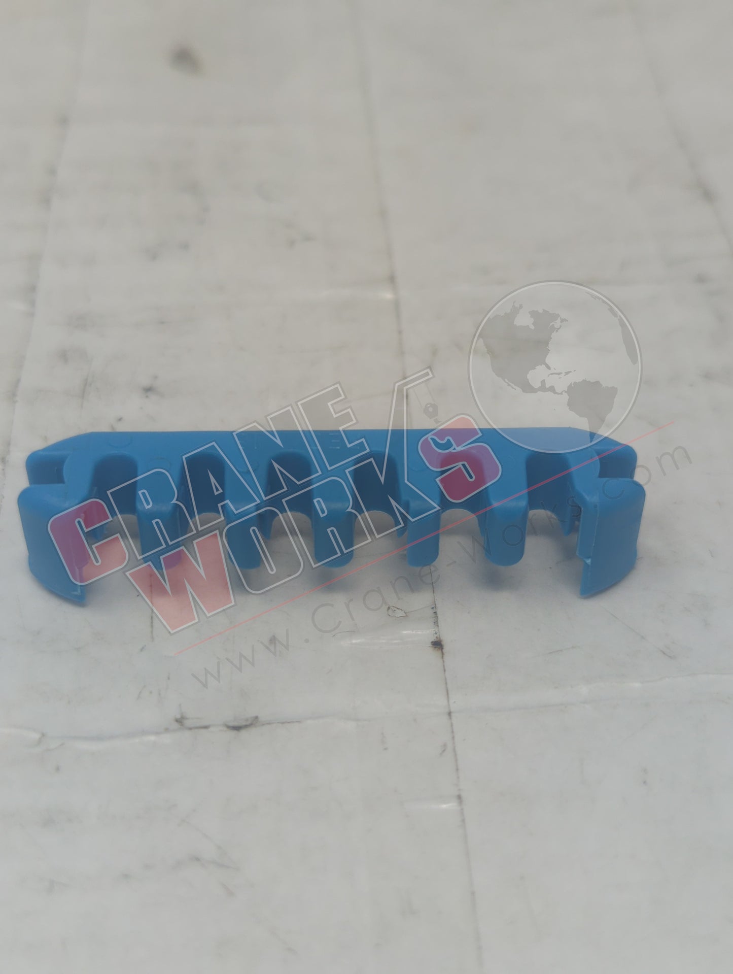 38077 | New 6 Gang Wire Retainer