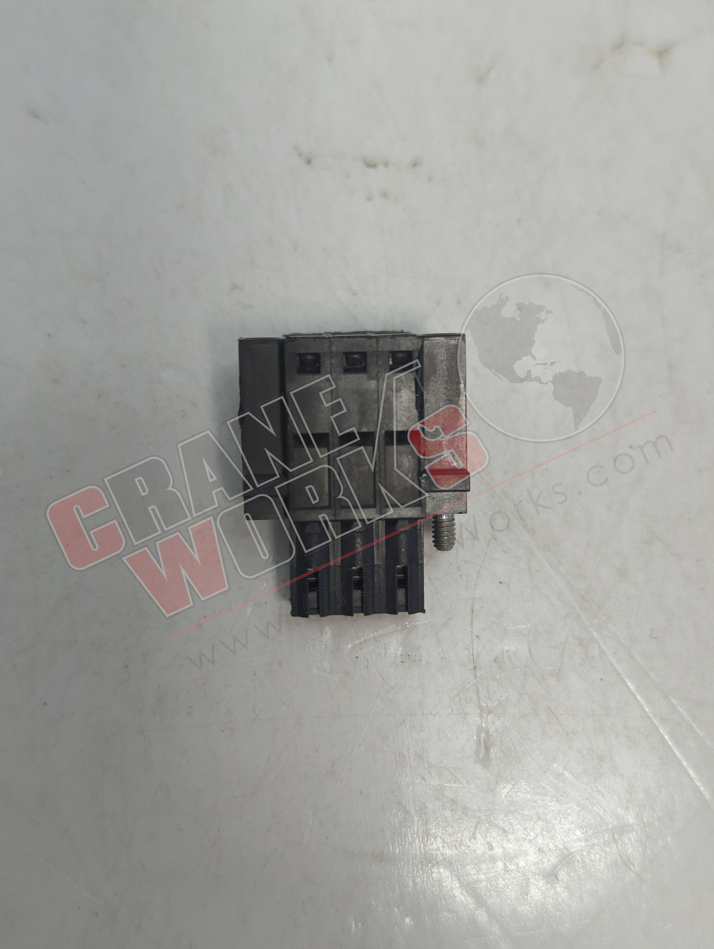 EEA4592 | New Wire Plug 3 Pin, Type Blzf
