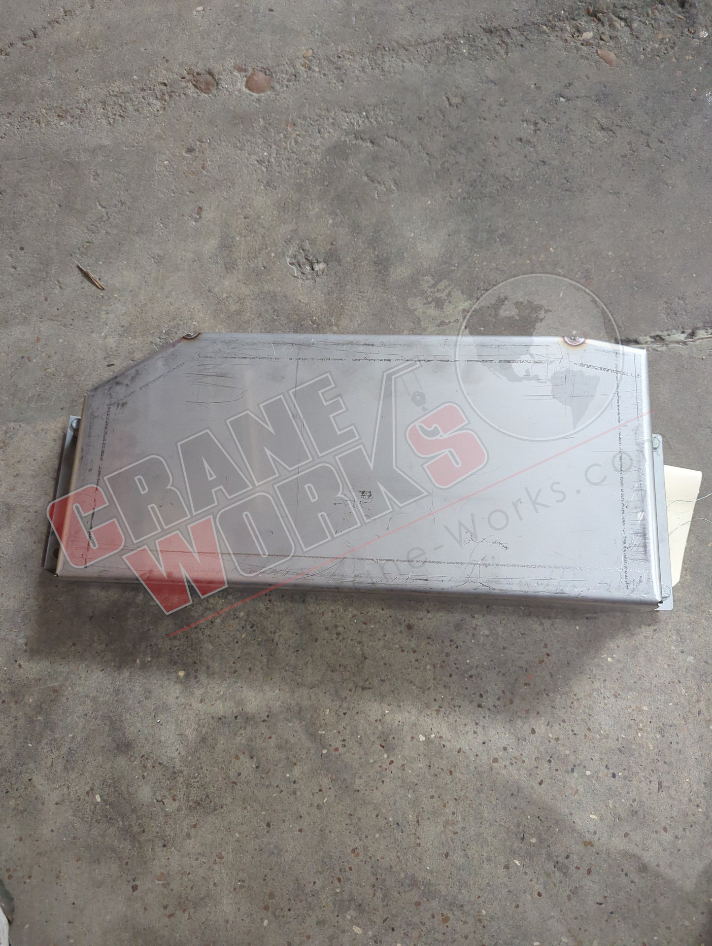 CVR00524 | New Hydraulic Motor Sprocket Cover