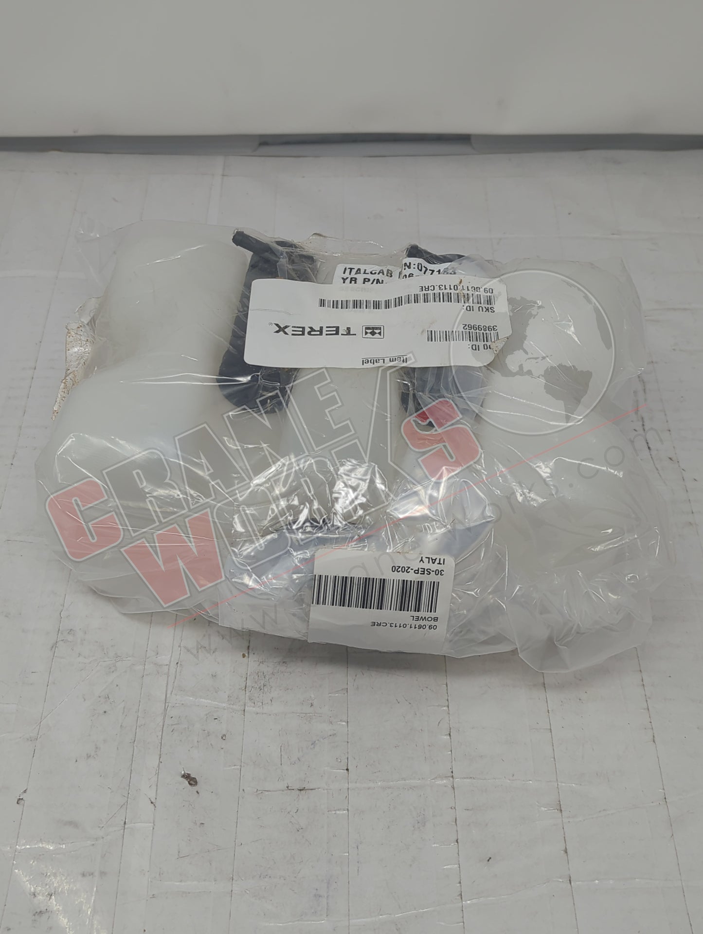 09.0611.0113.CRE | New Winshield Washer Reservoir