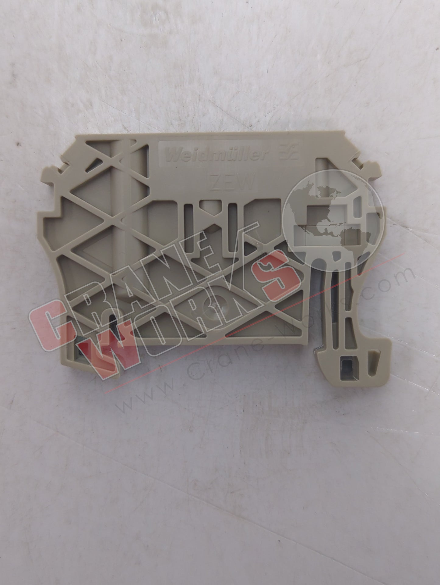 EEA4558 | New End Plate