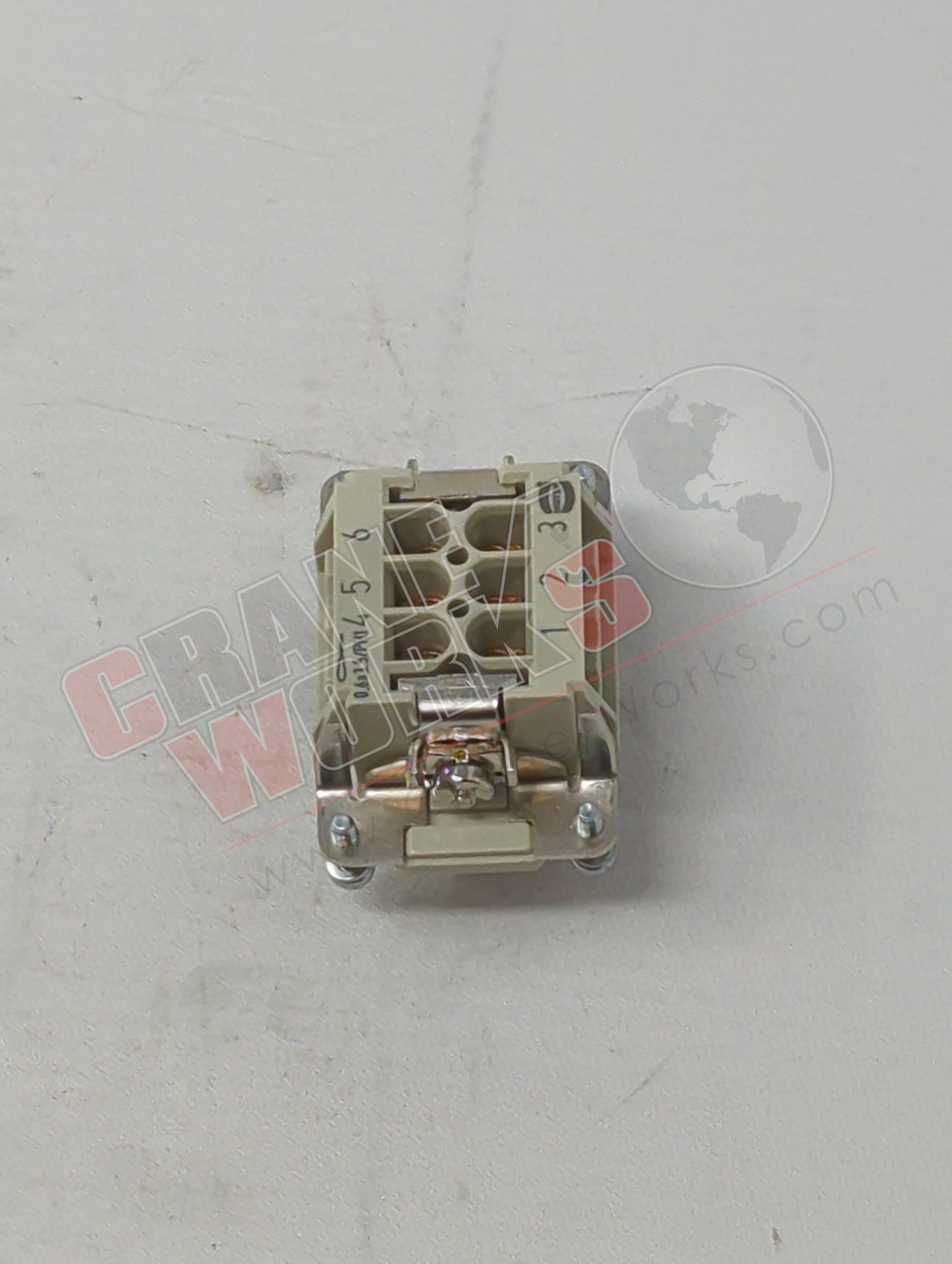 000301025062 | New 6 Pin Female A2B Insert