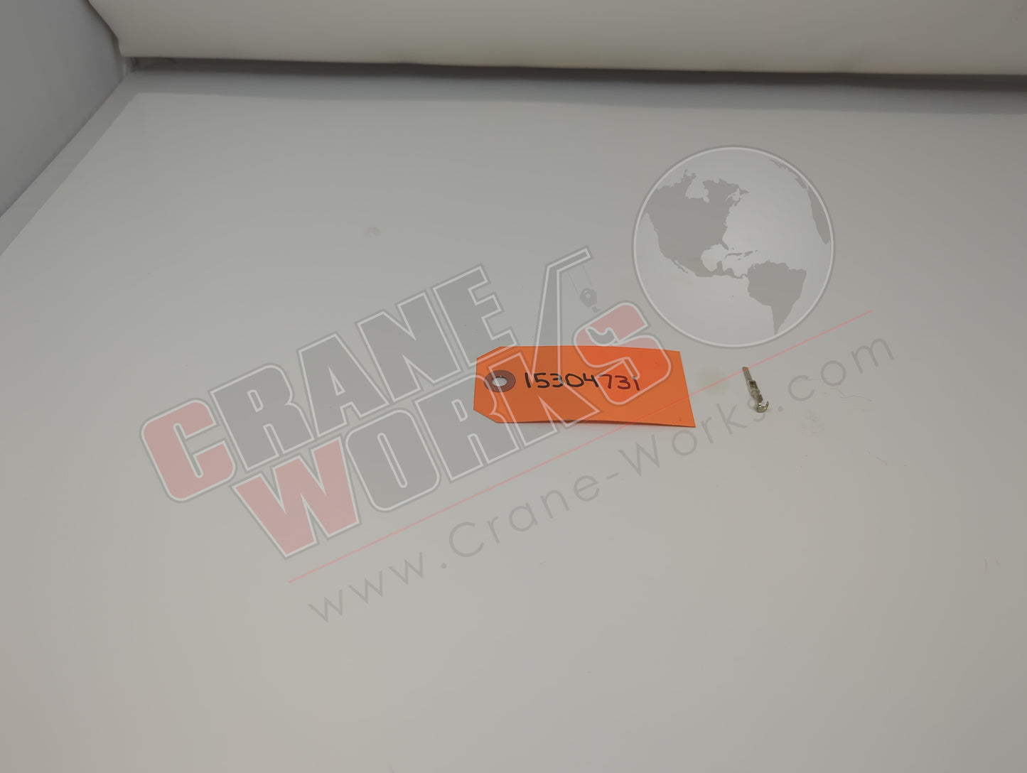 15304731 | New Terminal End, Male