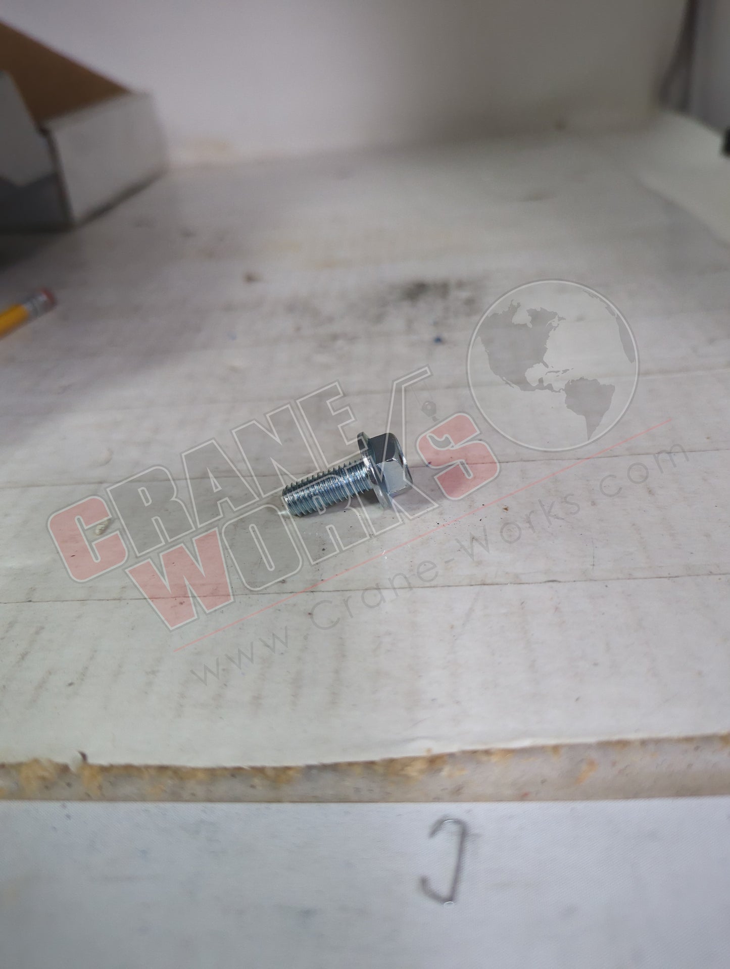 A996556 | New Hx Flange Bolt Cl 8.8 M8X25Mm