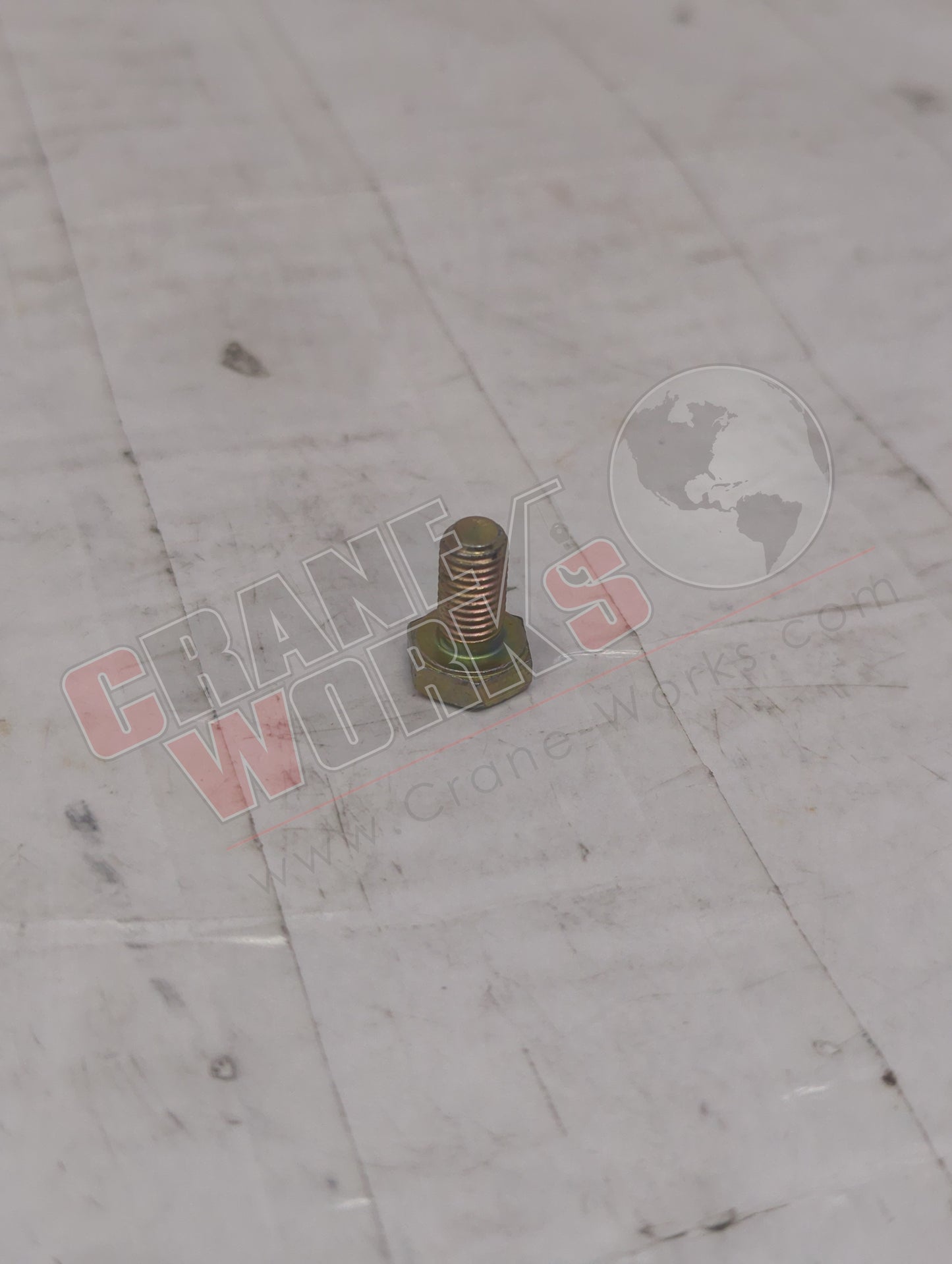 MP39300 | New 1/4X1/2 Sae Bolt (63001)