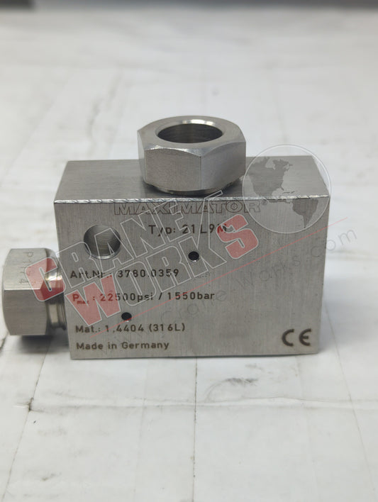 HEMF9 | New 9/16" Mp Female Elbow