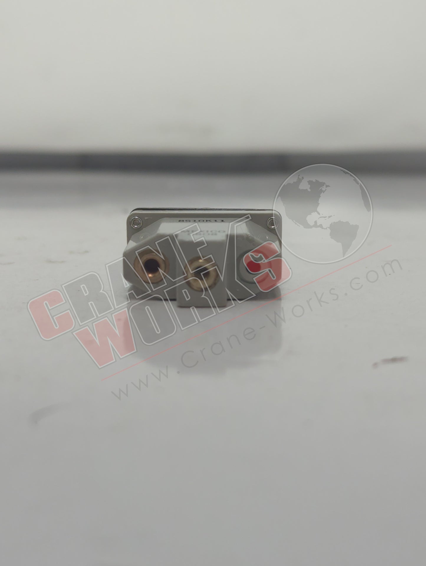 TS1186 | New Switch (Off-None-On*)