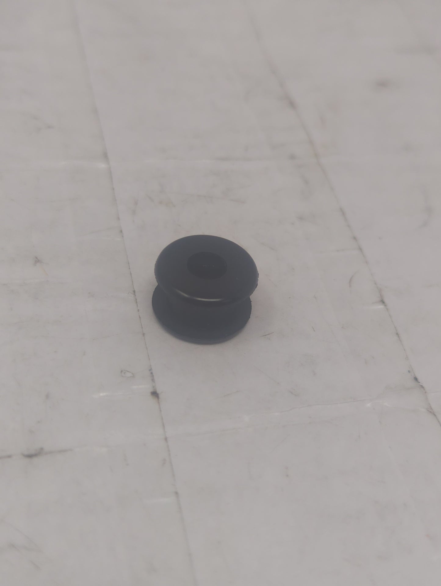 3MRH4 | New Rubber Grommet
