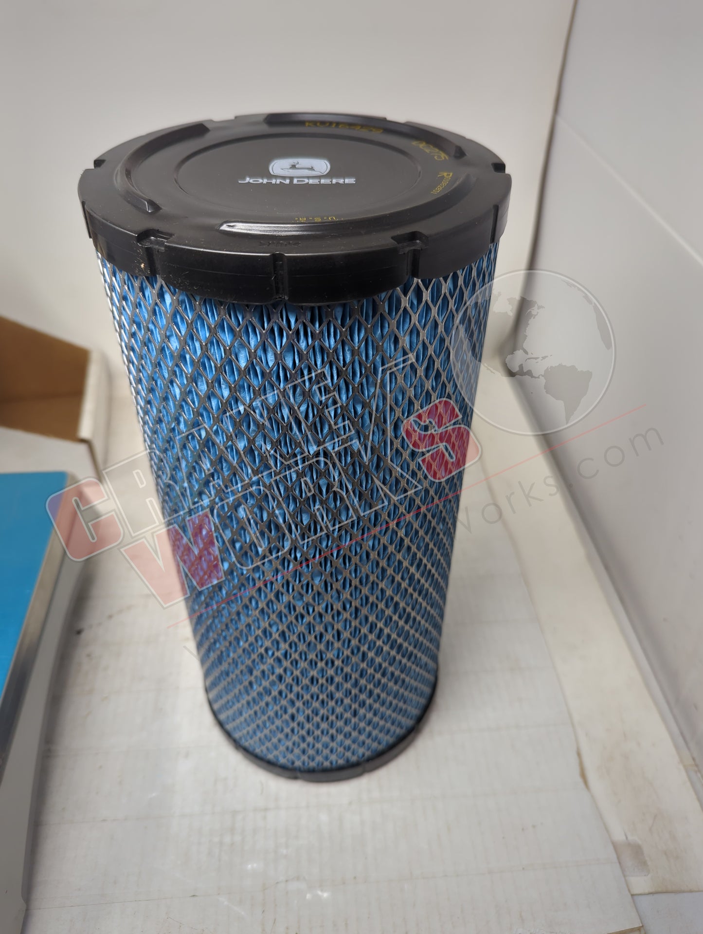 KV16429 | New Engine Air Filter Element - Primary