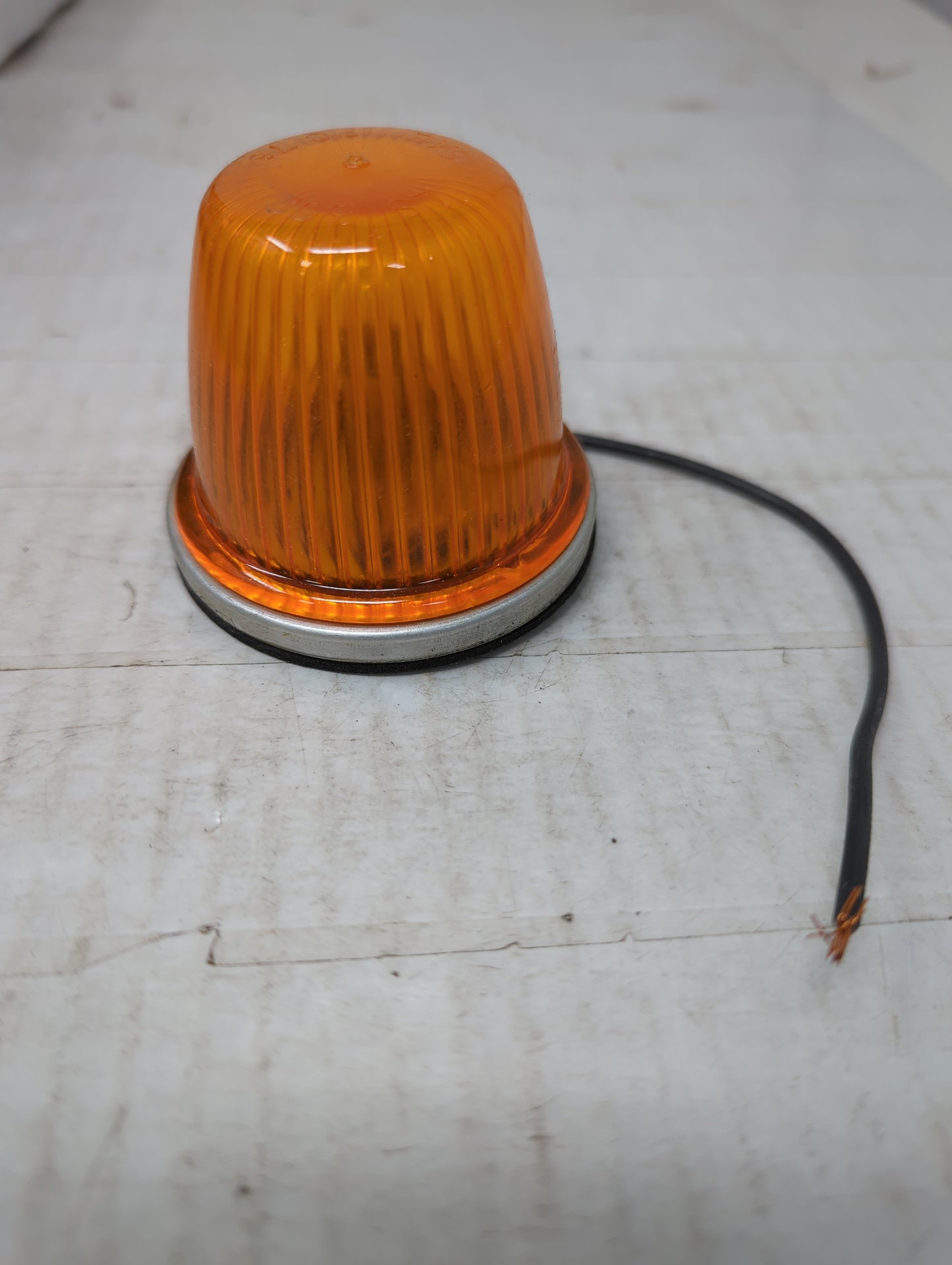 514-0101 | New Yellow Marker Light