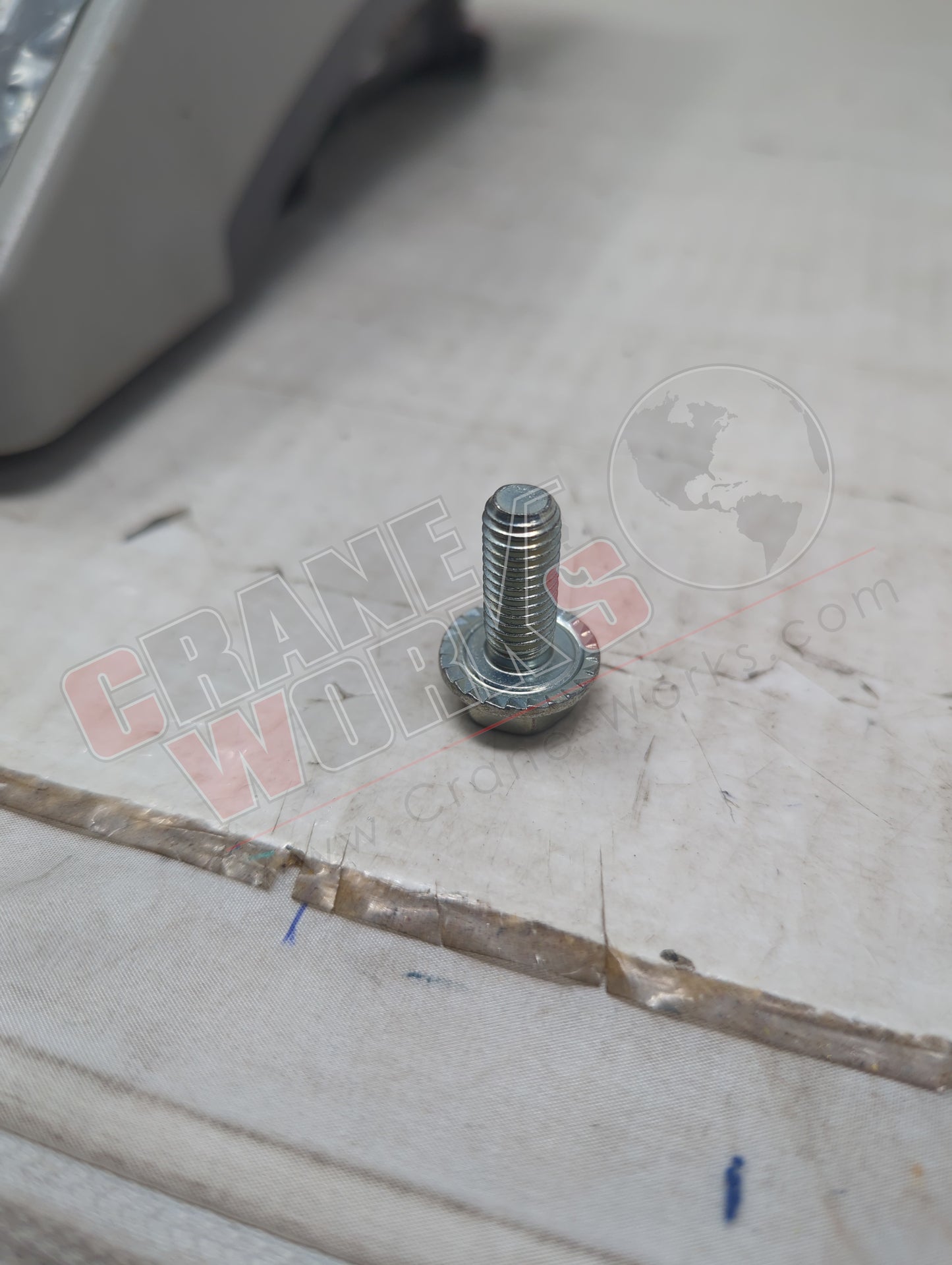 120050238 | New Bolt