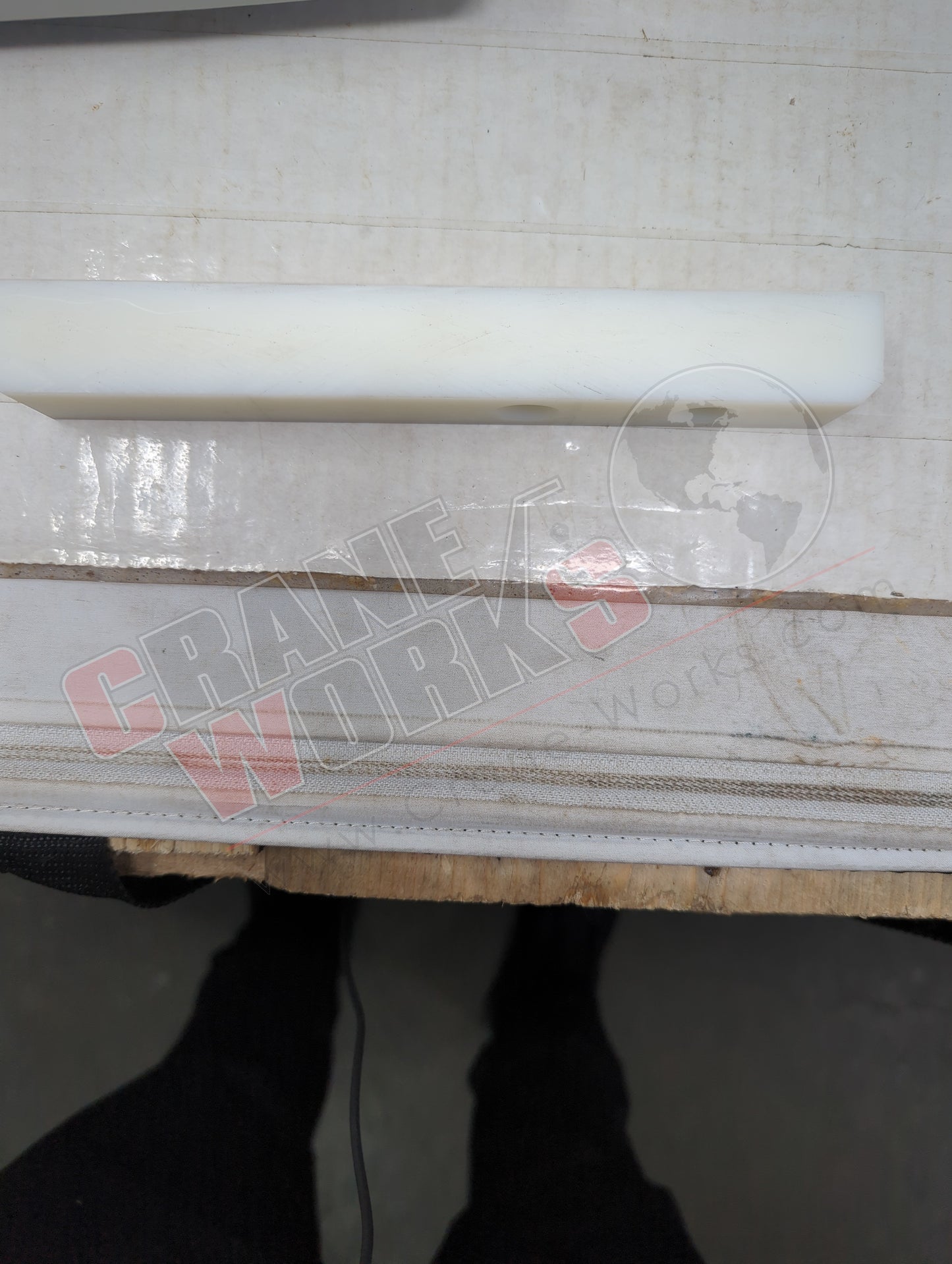 06060945 | New Slide Pad