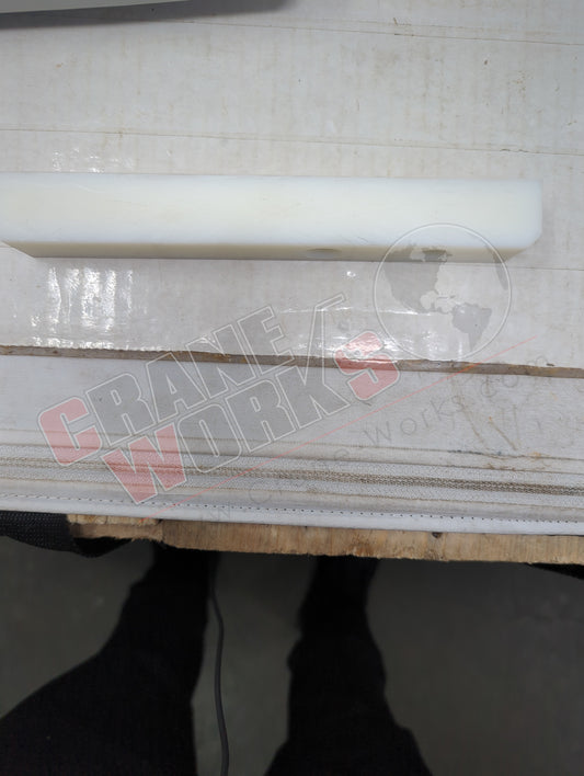 06060945 | New Slide Pad