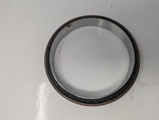 1841139C93 | New Rear Oil Seal And Housing Kit