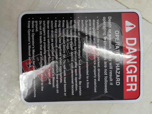 067040202 | New Safety;Op Haz Digger Derrick **See Comments**