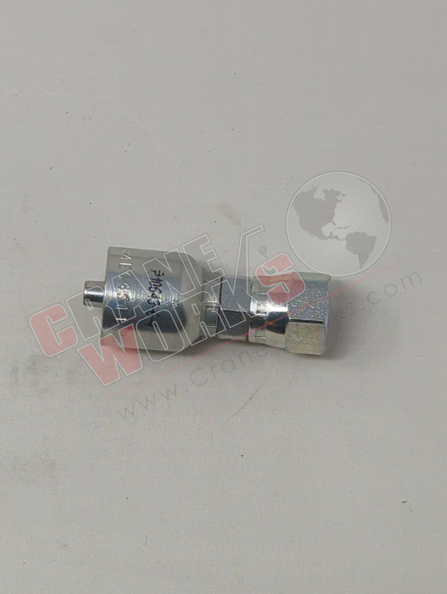 KP81302 | New Parkrimp: Female Swivel 3/8 X 1/4 (10643-6-4)