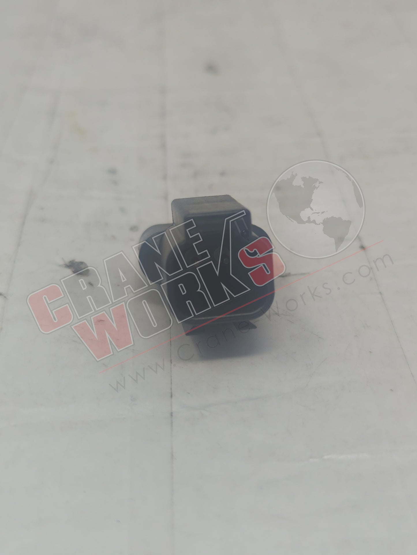 834620 | New +Deutsch Dt04-2P-Rt02 Recept Black (Dt04-2P-Rt02)