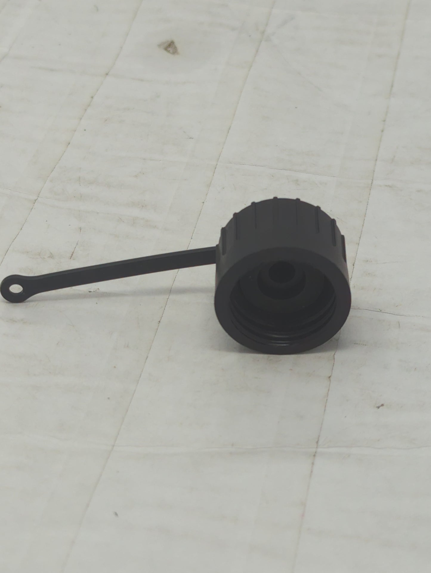 EEA4301 | New Plug / Screw Cap