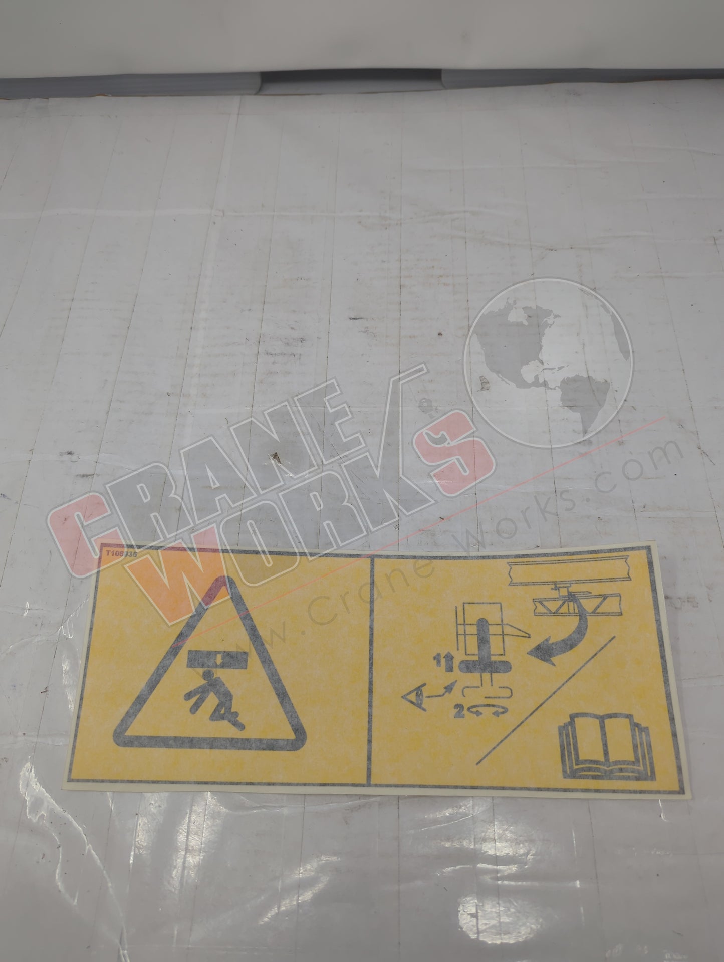 T108935 | New Decal, Jib Pin - Int'L