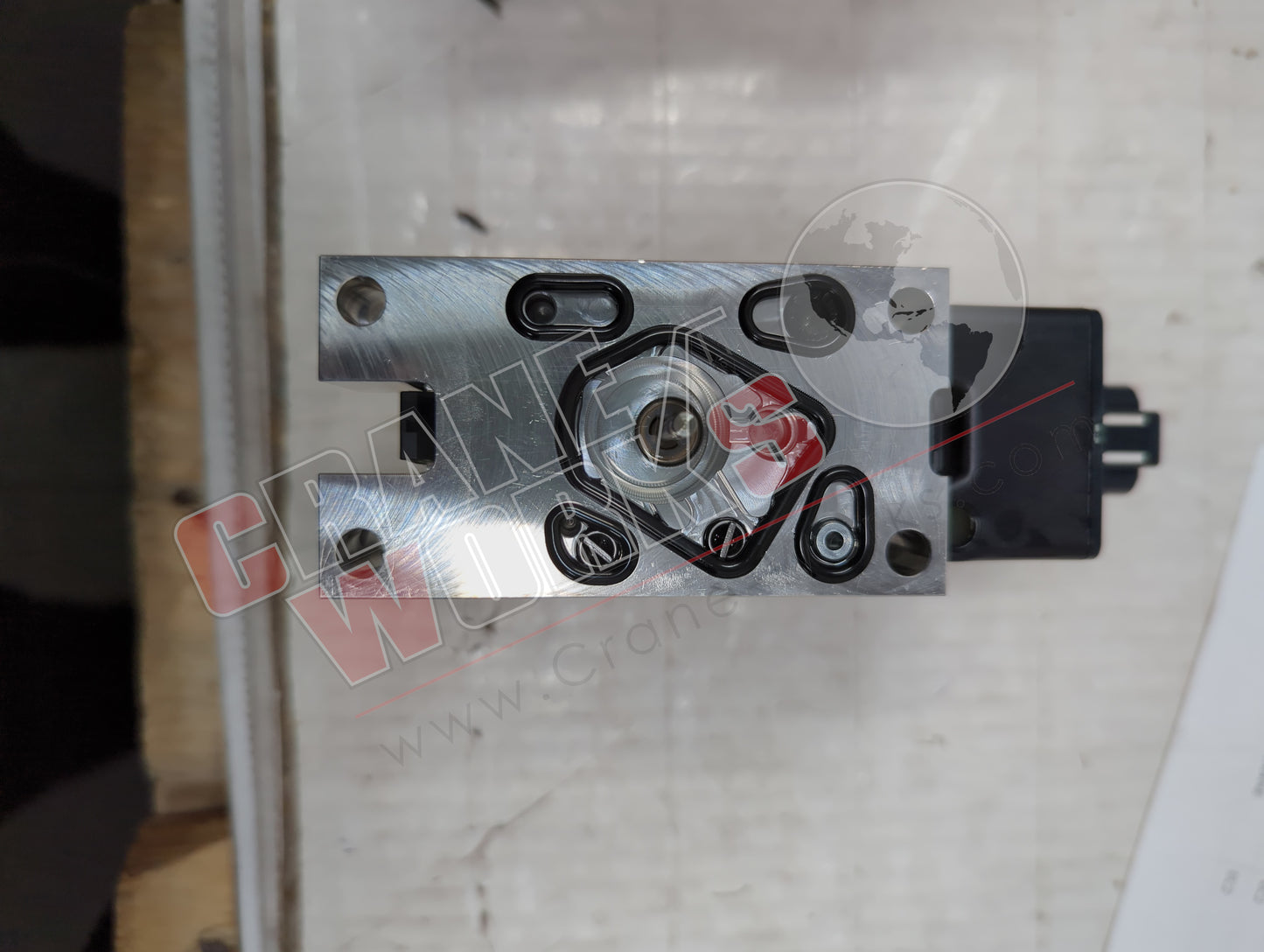 08240650 | New Danfoss Actuator Main Boom Extension