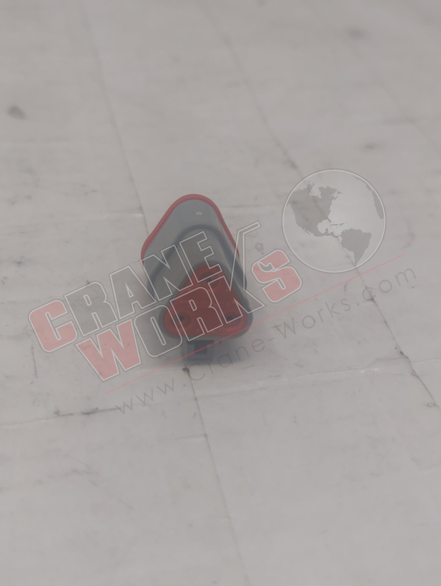 DT063S | New Dt Plug, 3 Way Socket (38172)