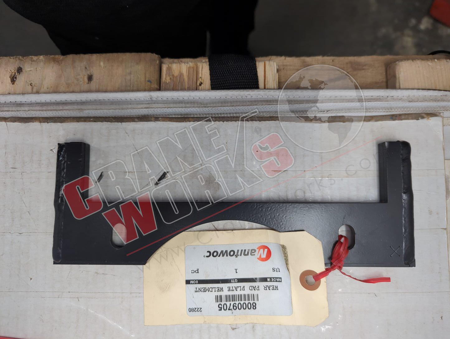 80009705 | New Plate, Wear Pad