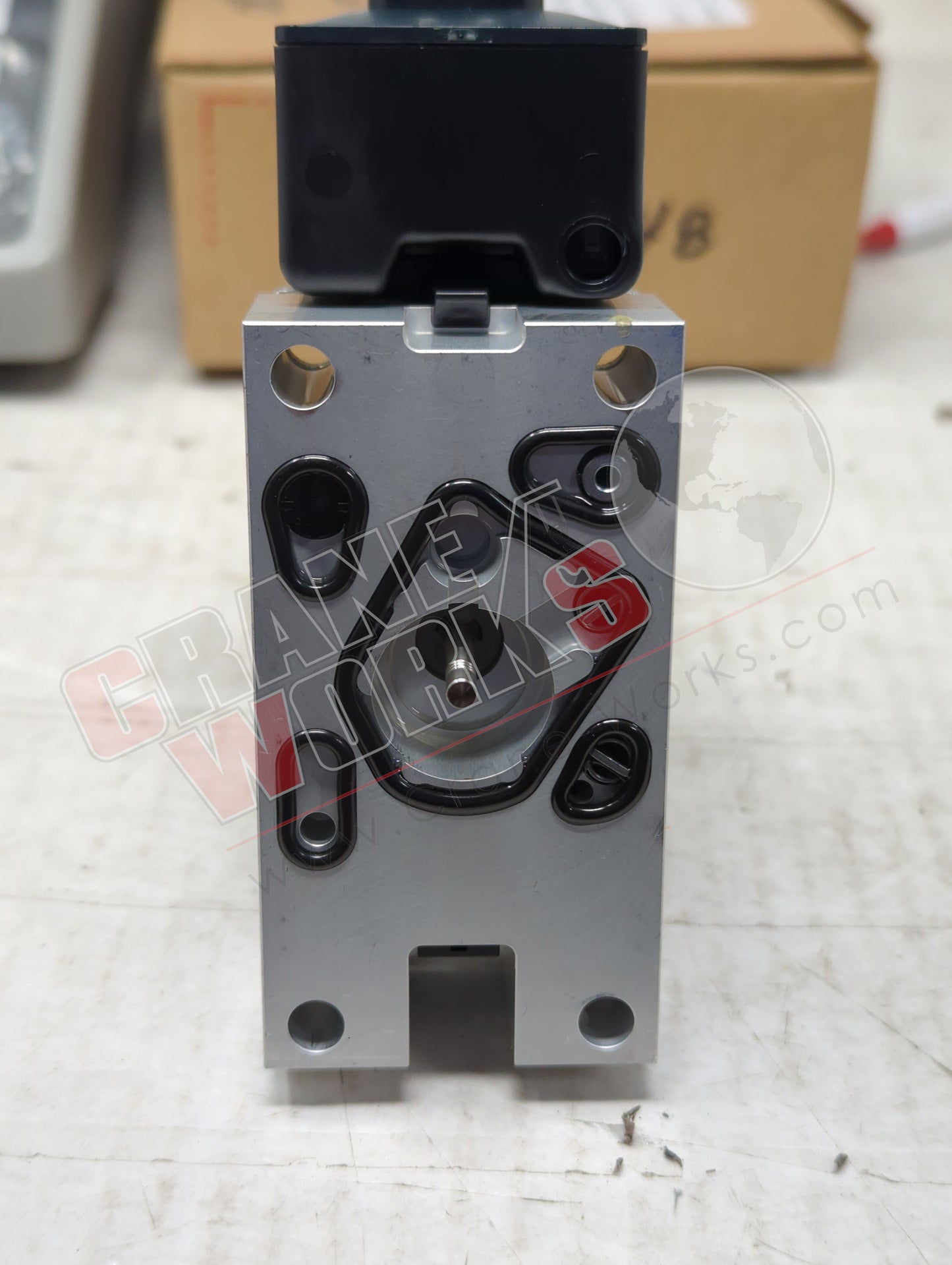 08240648 | New Danfoss Actuator Main Lifting